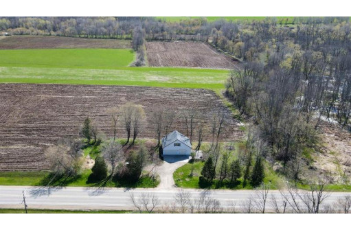 N1504 County Road M, Hortonville, WI 54944