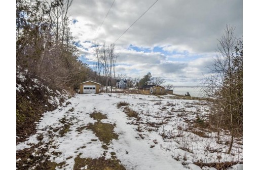 2601 Rutz Lane, Brussels, WI 54204