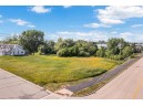 590 Millbrook Drive, Neenah, WI 54956