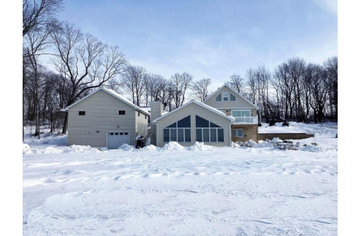 2733 Bay Road, Brussels, WI 54204