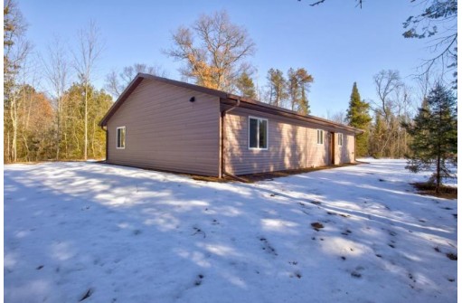 W10561 Fox Lane, Crivitz, WI 54114