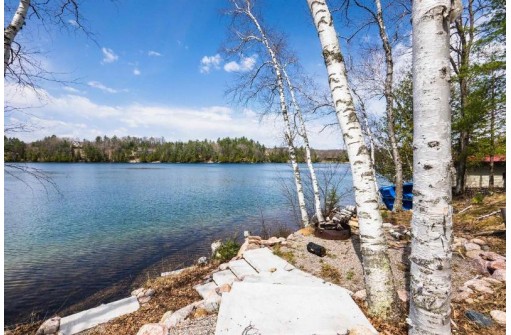 15563 Maiden Lake Road, Mountain, WI 54149