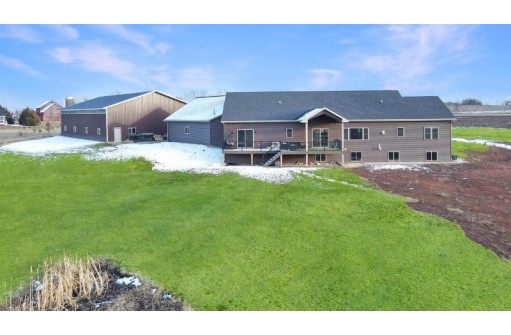 6161 Woodenshoe Road, Neenah, WI 54956