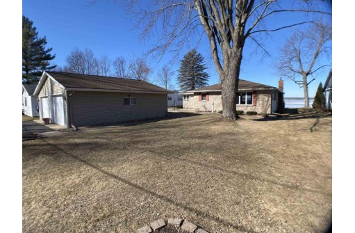 W4764 West Swan Acre Road, Cecil, WI 54111