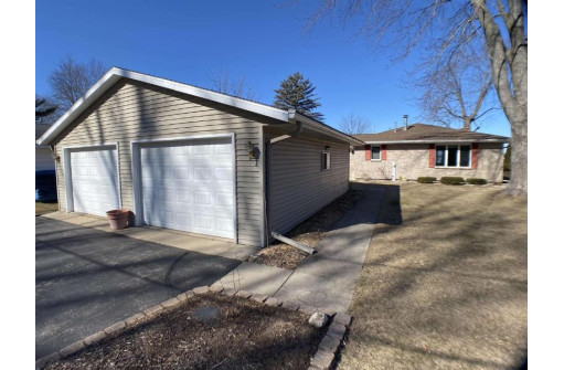 W4764 West Swan Acre Road, Cecil, WI 54111