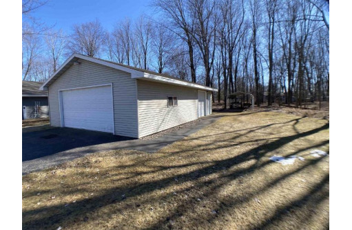 W4764 West Swan Acre Road, Cecil, WI 54111