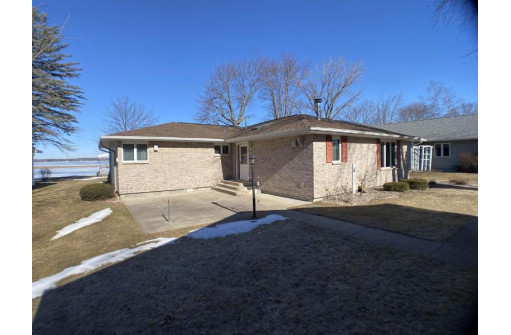 W4764 West Swan Acre Road, Cecil, WI 54111