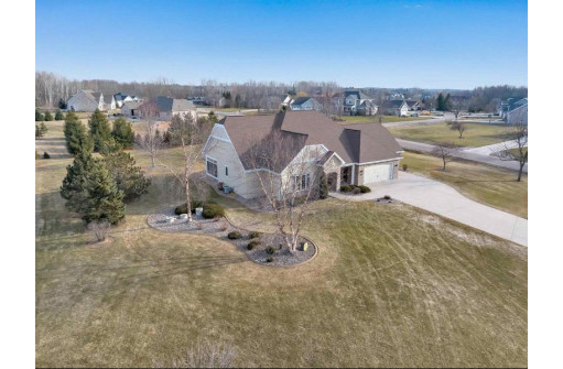 N1186 South Creek Drive, Greenville, WI 54942