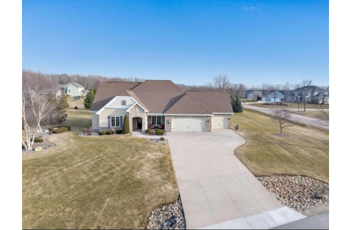 N1186 South Creek Drive, Greenville, WI 54942