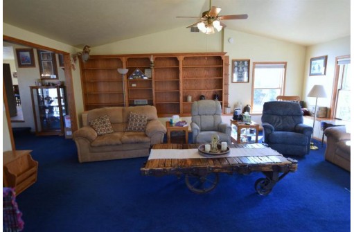 425 County Hwy Dk, Luxemburg, WI 54217-9686