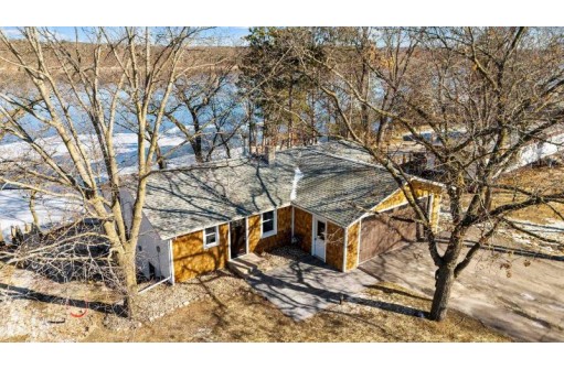 W5144 County Road K, Montello, WI 53949