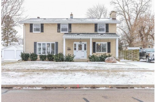 831 1st Street, Menasha, WI 54952