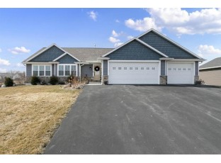 461 Glenview Way Little Suamico, WI 54141-8669