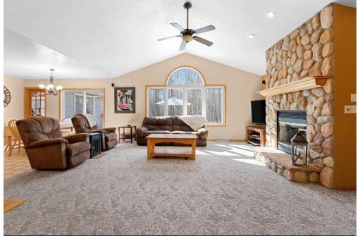 301 Maplewood Lane, Sobieski, WI 54171