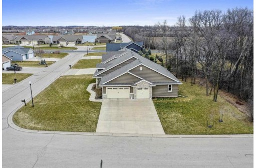 1243 Ava Court, Neenah, WI 54956