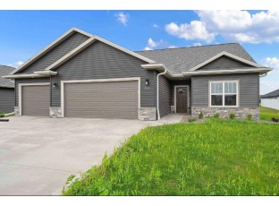 3153 Lazy Oak Court Green Bay, WI 54311