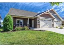 1331 Prairie Lake Circle, Neenah, WI 54956