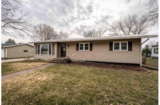 1411 South 16th Street, Prairie Du Chien, WI 53821