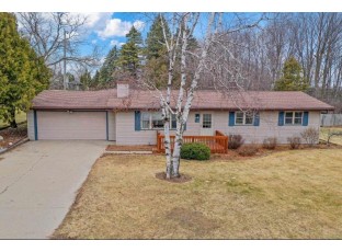 806 West Spruce Drive Sturgeon Bay, WI 54235