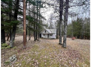 W6441 Barker Road Amberg, WI 54102