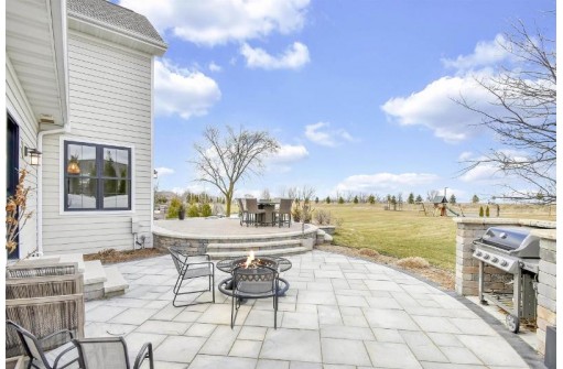 3665 Beachmont Road, De Pere, WI 54115-5505