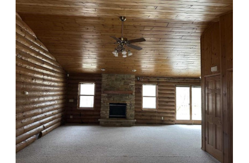 7706 Timberline Road, Oconto Falls, WI 54154-9696