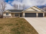 1758 Cascade Court Greenleaf, WI 54126