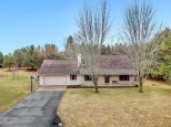 3201 Tarot Court Suamico, WI 54313