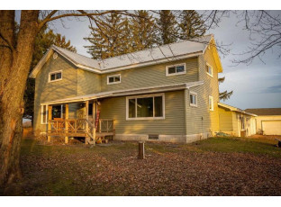 E1812 Elm Valley Road Waupaca, WI 54977