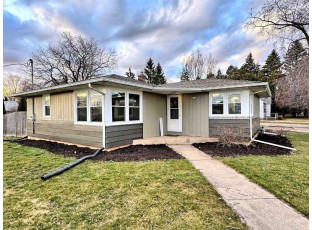 236 West 20th Avenue Oshkosh, WI 54902