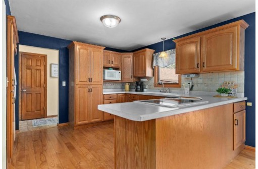 W3908 Adolph Road, Black Creek, WI 54106-8634