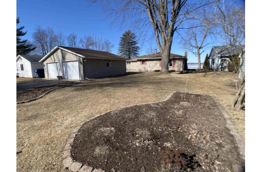 W4764 Swan Acre Drive, Cecil, WI 54111