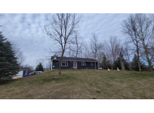 W4820 Krueger Road Black Creek, WI 54106