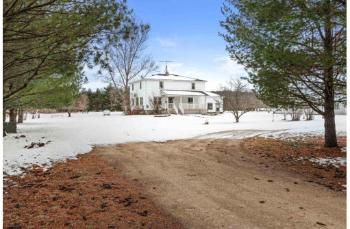 N2601 County Road T, Wautoma, WI 54982-5304