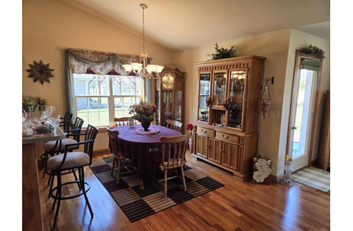 N1765 Schroeder Farm Drive, Greenville, WI 54942-8307