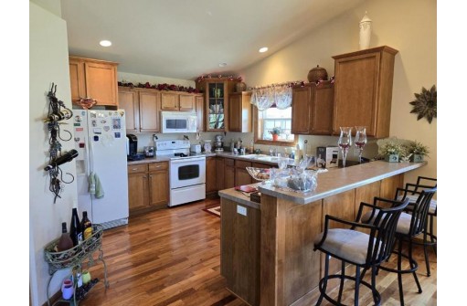 N1765 Schroeder Farm Drive, Greenville, WI 54942-8307