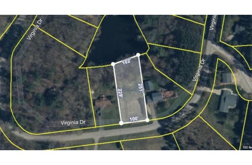 N1903 Virginia Drive, Waupaca, WI 54981