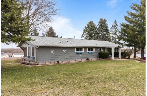 W7252 Kirschner Road, Shiocton, WI 54170