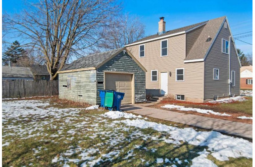 106 Mckinley Avenue, Clintonville, WI 54929