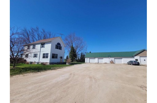 N8214 Bark Road, Fond Du Lac, WI 54937-8816