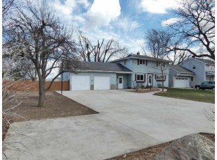 1122 Ivory Street Seymour, WI 54165-8458