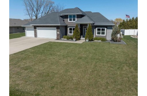 1024 Hoks Ridge Lane, De Pere, WI 54115