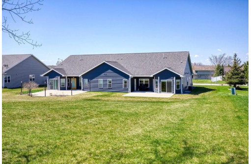 441 Longwood Lane, Wrightstown, WI 54180-1227