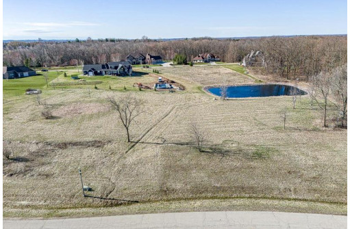 W9008 Forest Ridge Drive, Hortonville, WI 54944-9346