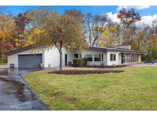 2788 Lost Dauphin Road De Pere, WI 54115