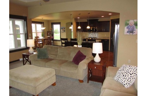 N6018 Wild West Lane, Fond Du Lac, WI 54935