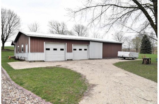 N6203 Grandview Road, Fond Du Lac, WI 54937