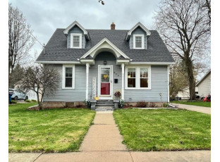 820 Lincoln Street Menasha, WI 54952