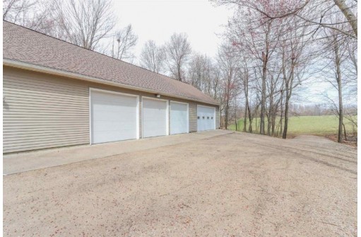 8258 Hillcrest Road, Custer, WI 54423