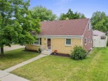 1118 Thorndale Street Green Bay, WI 54304-3915